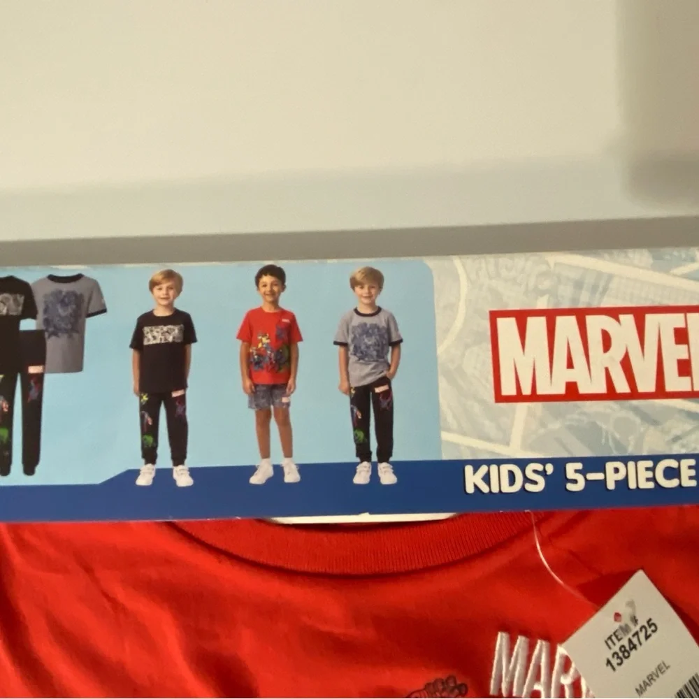 Marvel Kids Superhero Mix and Match Set - Picture 4 of 4